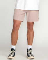 Crossfire Submersible 17" Hybrid Shorts - Dusty Pink