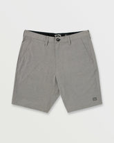Crossfire Submersible 19" Hybrid Shorts - Gray