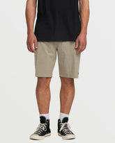 Crossfire Submersible 21" Hybrid Shorts - Khaki