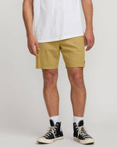 Crossfire Wave Wash Submersible 18" Hybrid Shorts - Khaki