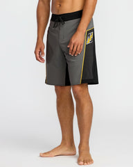Straddie Pro Performance 20" Boardshorts - Pewter