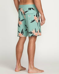 Sundays Pro Performance 19" Boardshorts - Mist Green