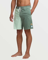Sunshine Lo Tide 19" Boardshorts - Green Tea