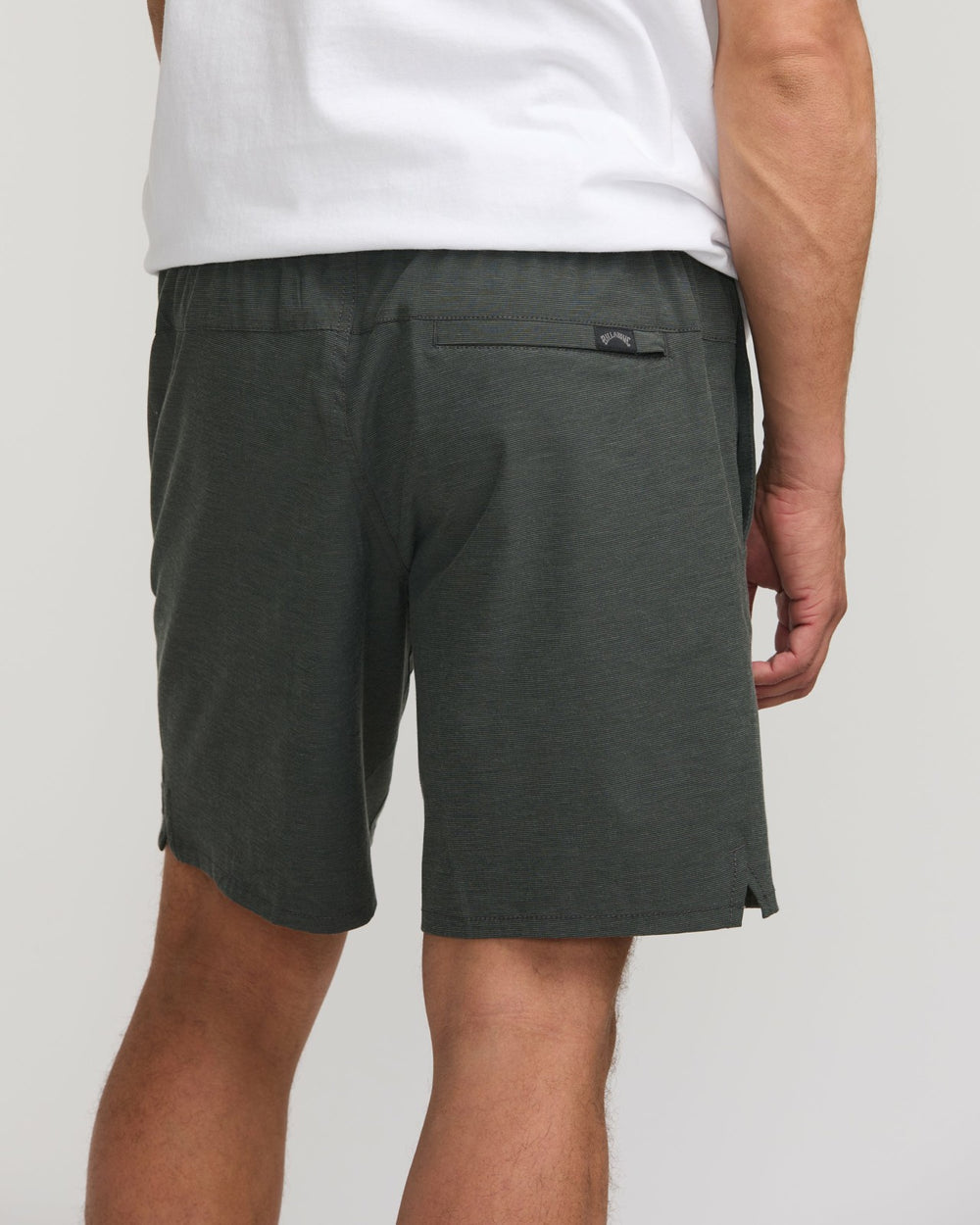 Crossfire Elastic Submersible 18" Hybrid Shorts - Asphalt