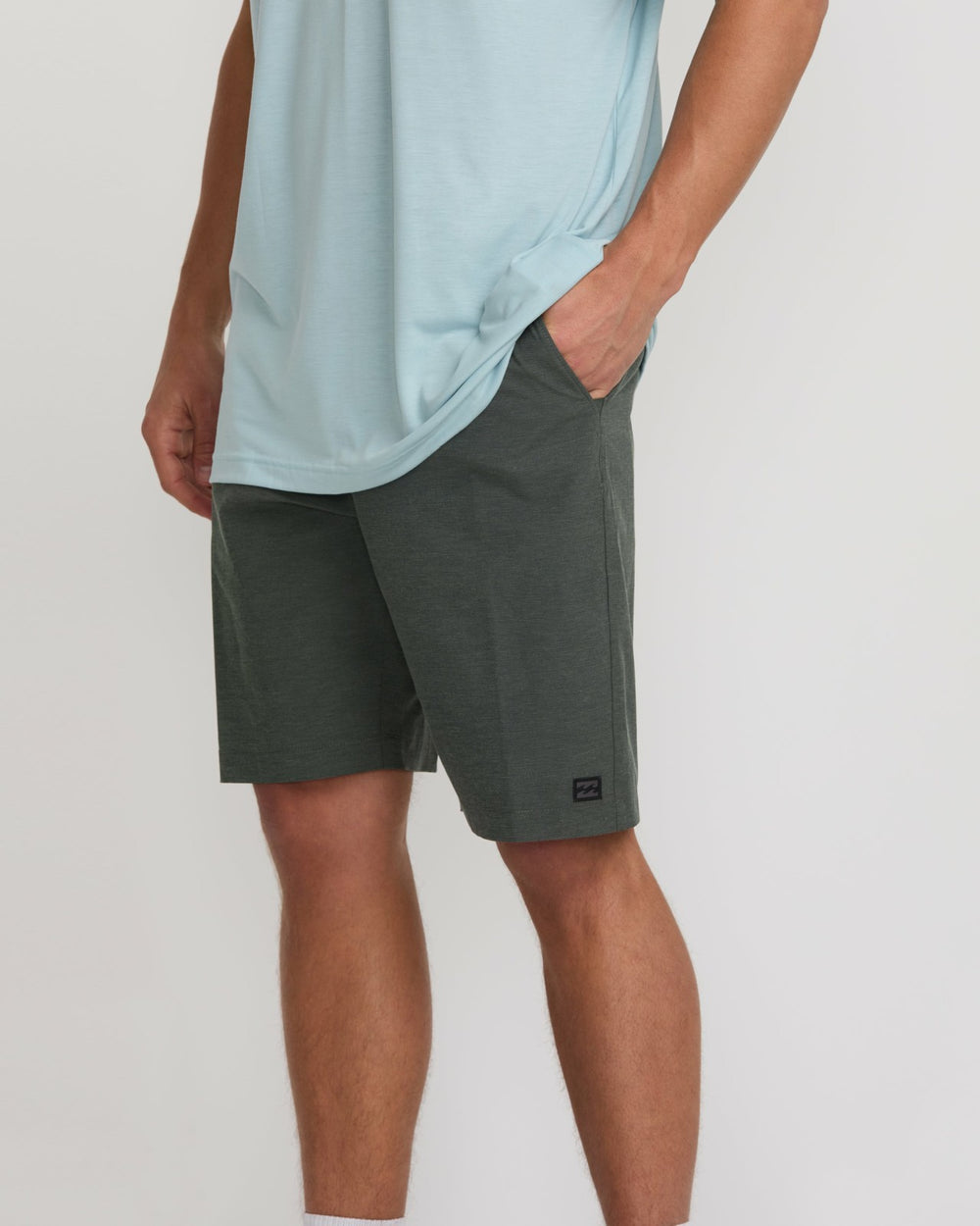 Crossfire Submersible 21" Hybrid Shorts - Asphalt