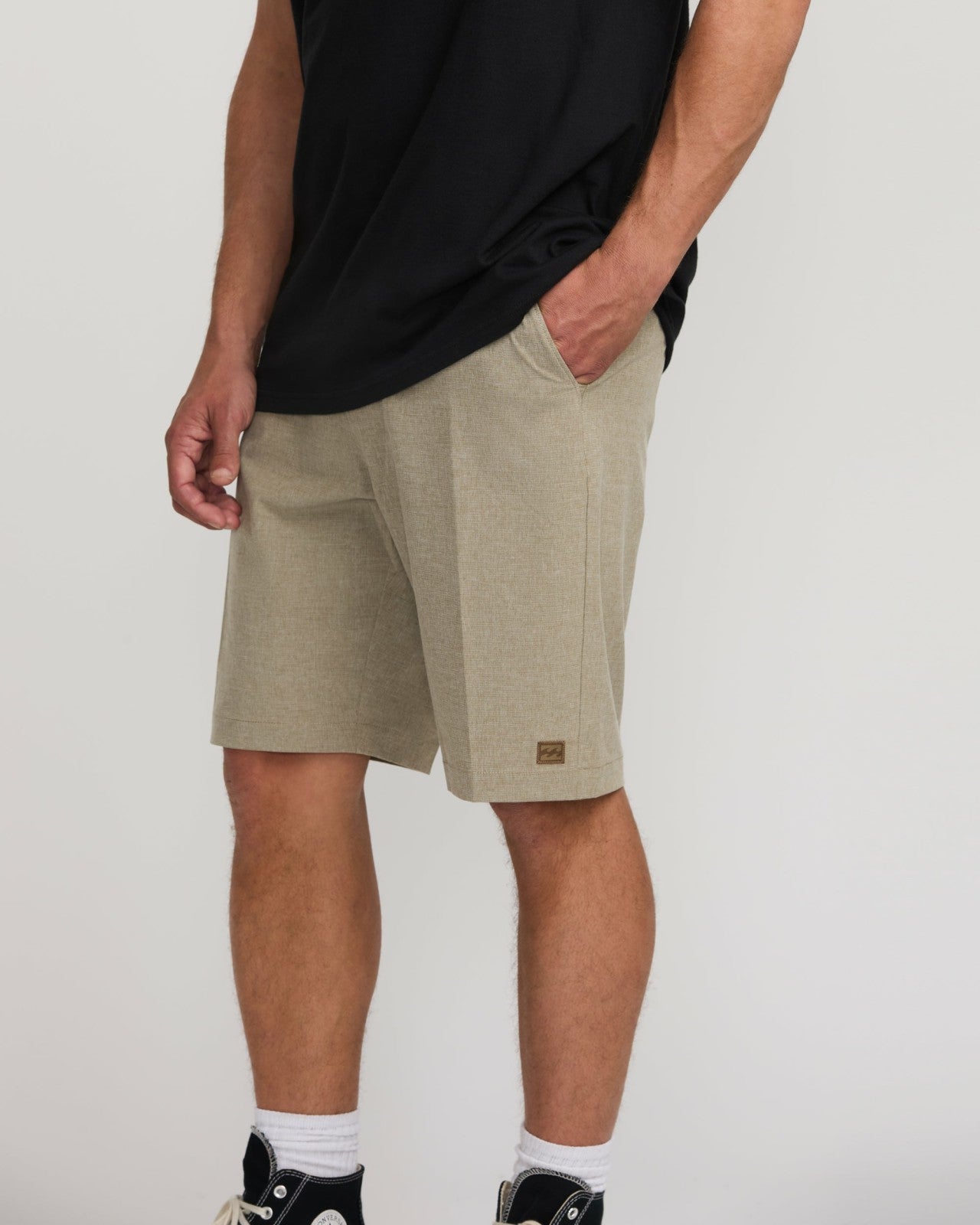 Crossfire Submersible 21" Hybrid Shorts - Khaki