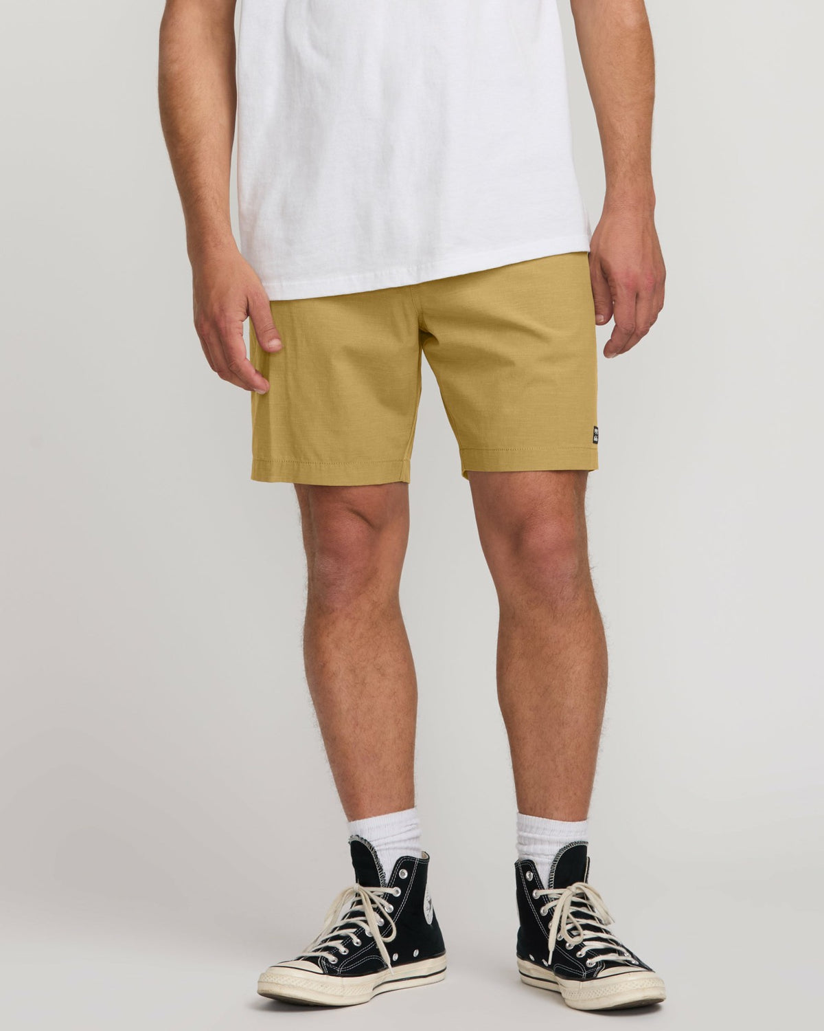 Crossfire Wave Wash Submersible 18" Hybrid Shorts - Khaki