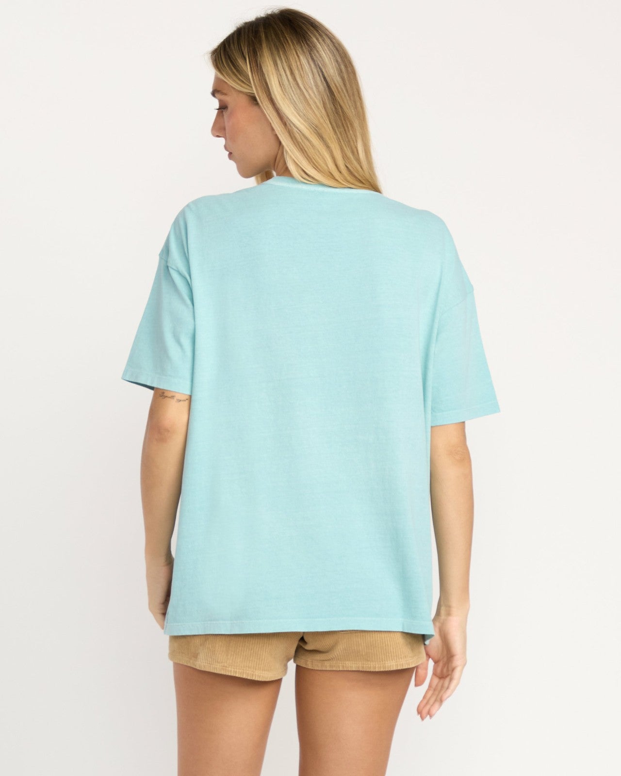 Daylight Blooms Tee - Misty Blue