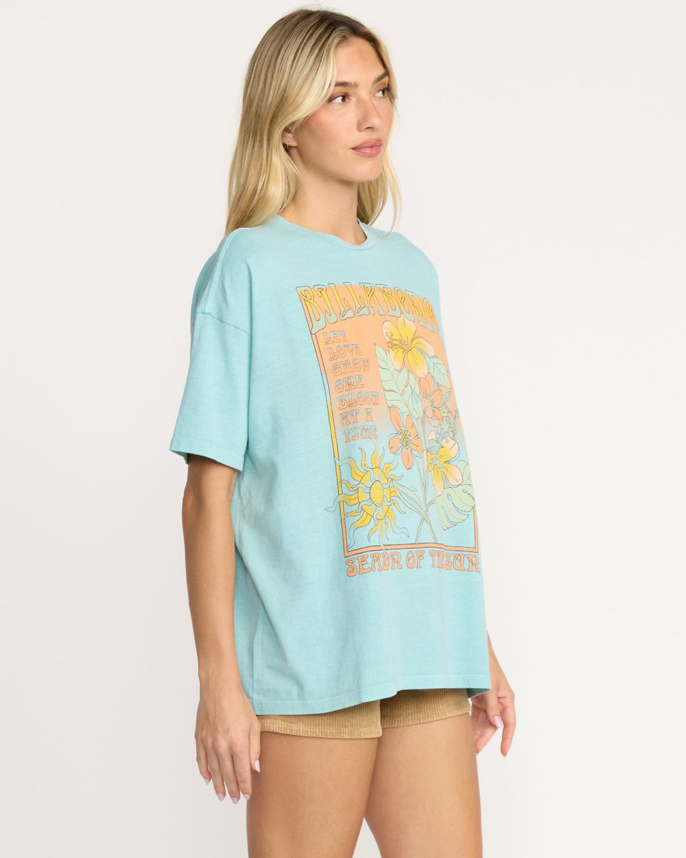 Daylight Blooms Tee - Misty Blue