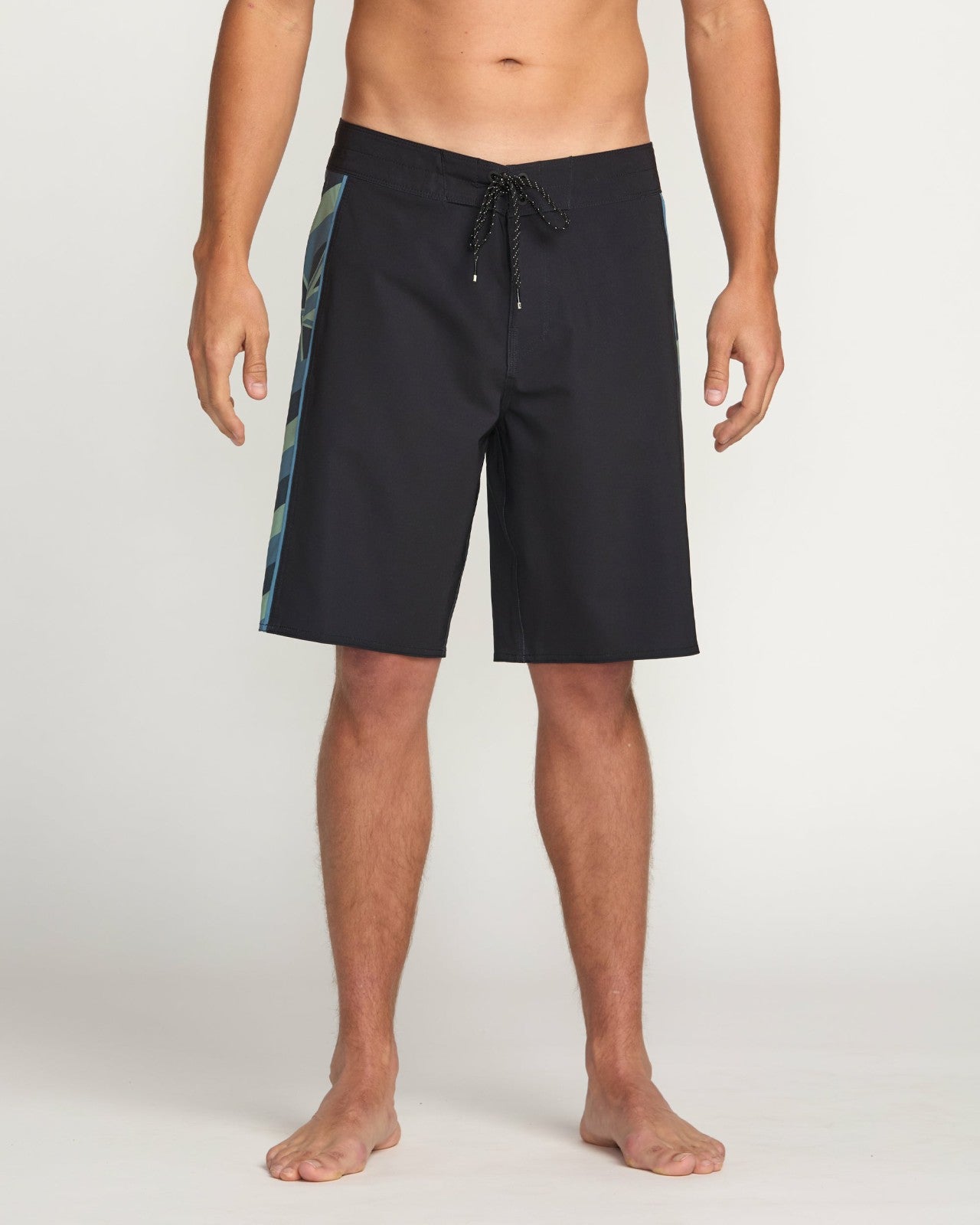 D Bah 20 Hi Pro Performance 19" Boardshorts - Washed Black