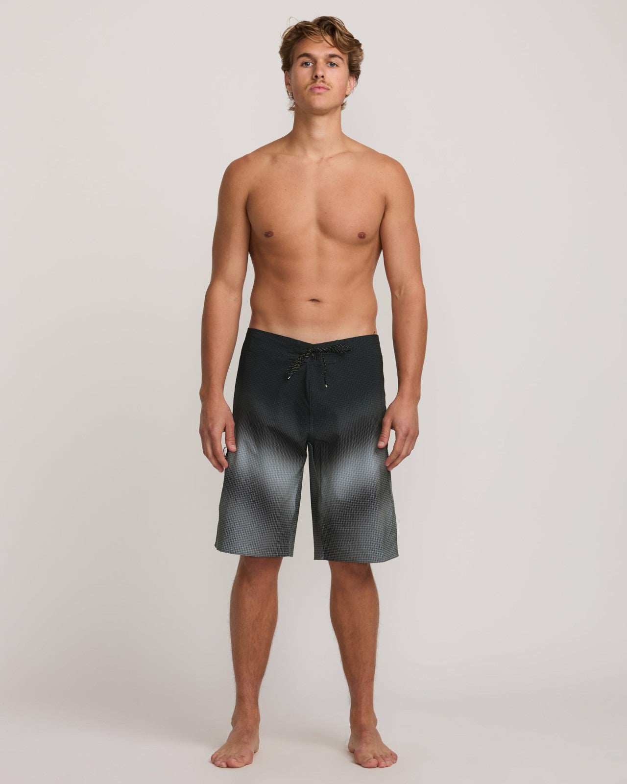 Fluid Pro Performance 21" Boardshorts - Black