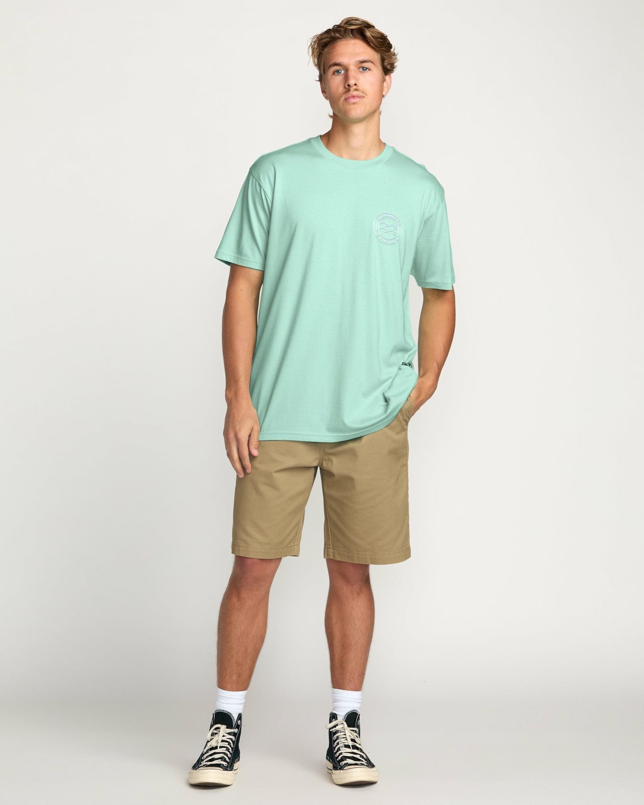 Hollow Premium Tee - Bermuda