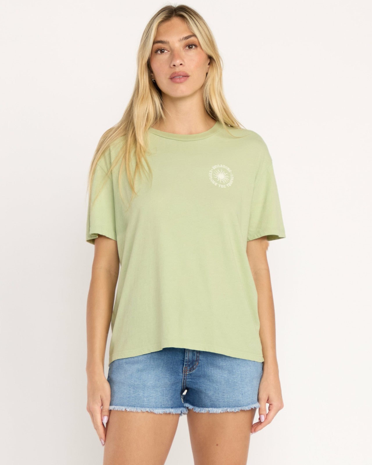 Paradise Calling Tee - Pistachio