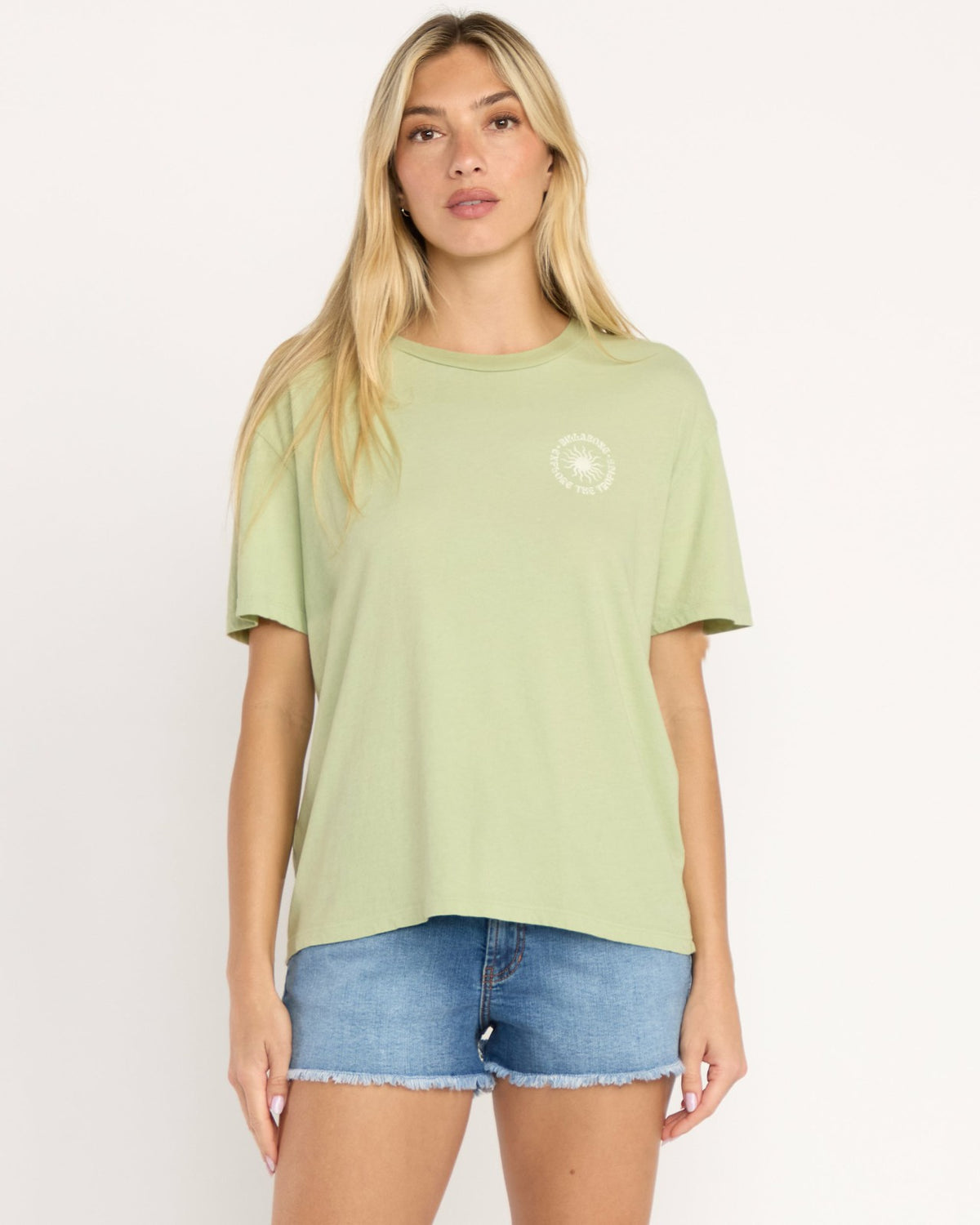 Paradise Calling Tee - Pistachio