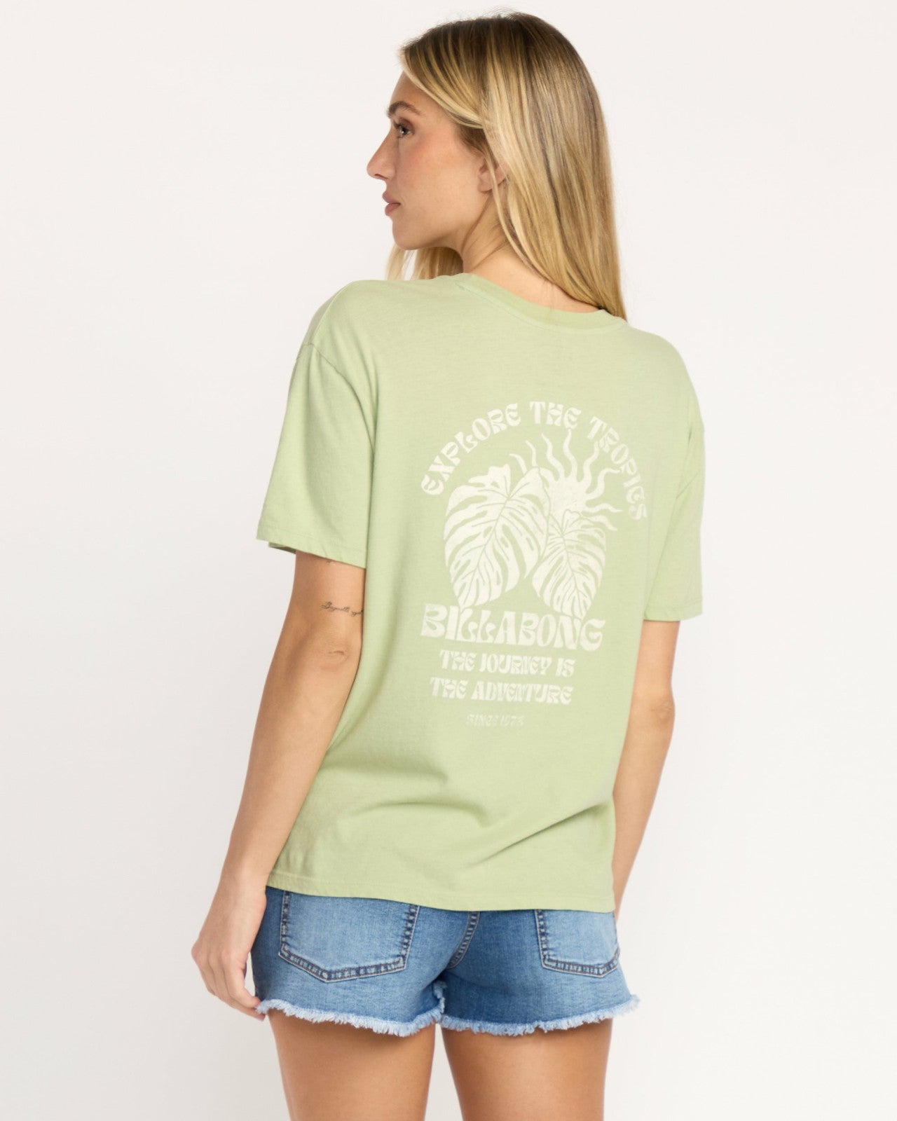 Paradise Calling Tee - Pistachio
