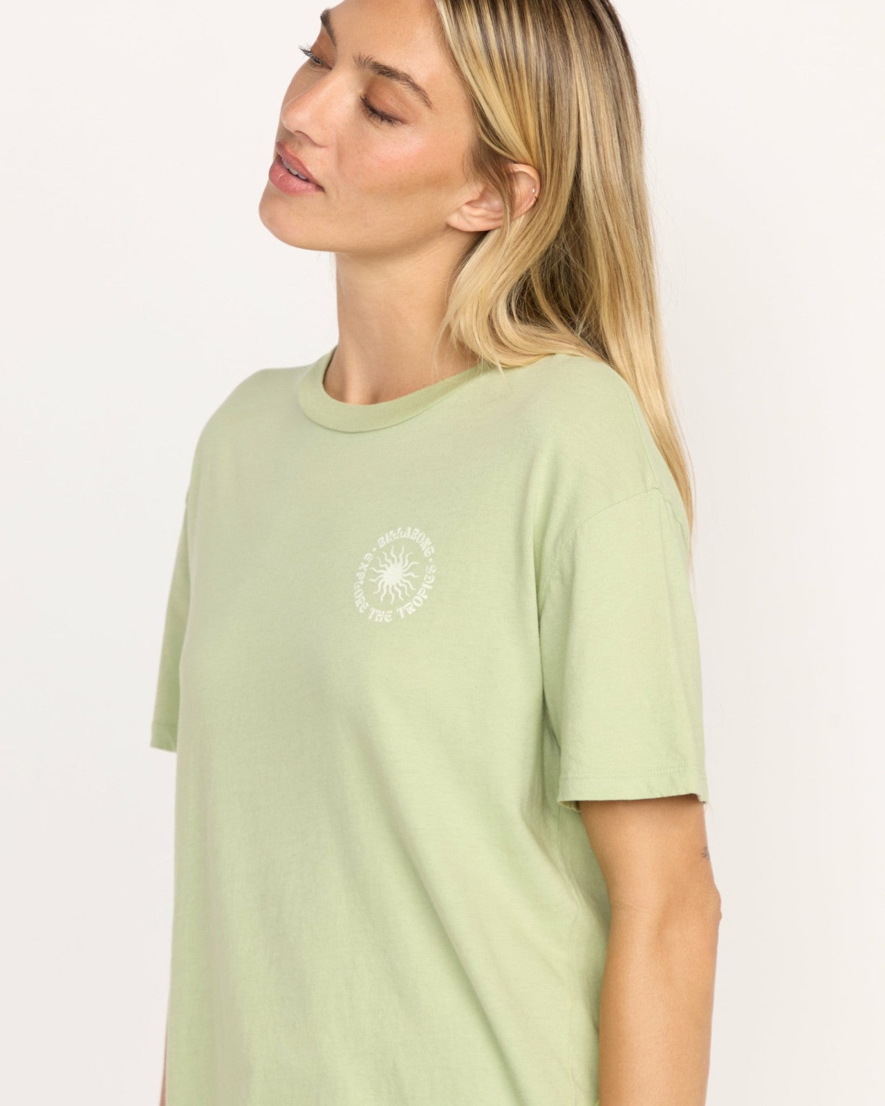 Paradise Calling Tee - Pistachio