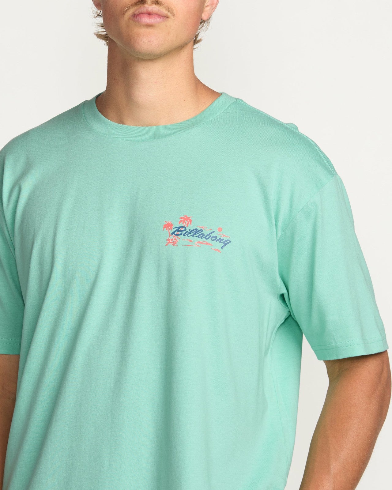 Skull Island Premium Tee - Bermuda