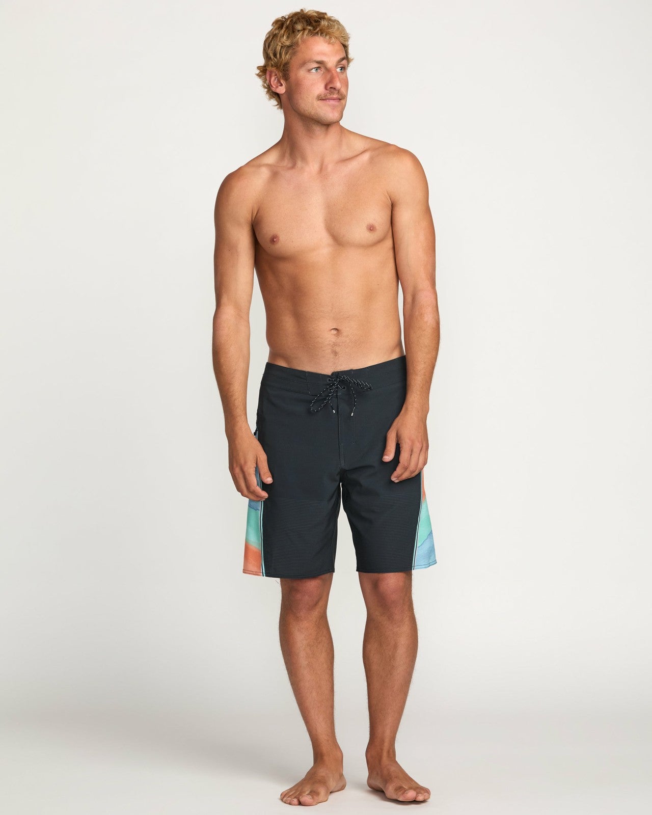 Straddie Airlite 20" Boardshorts - Navy