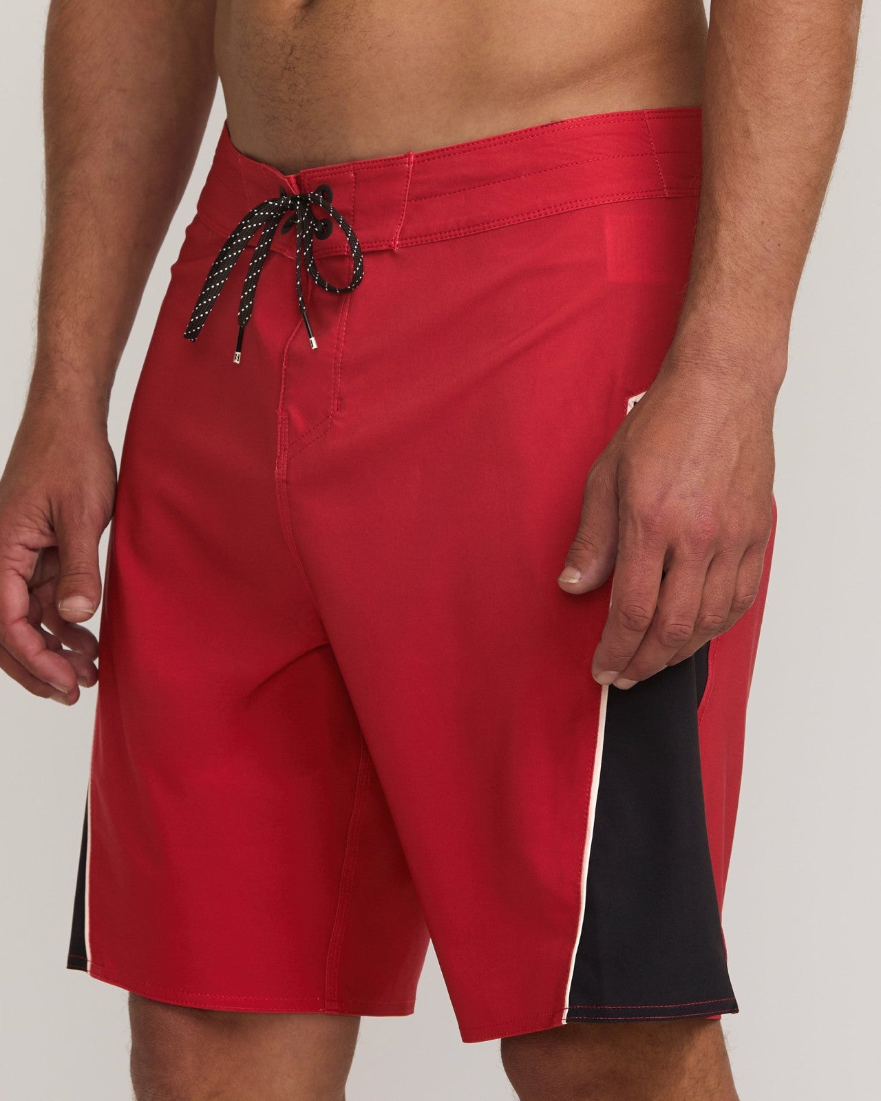 Straddie Pro Performance 20" Boardshorts - Scarlet