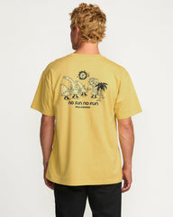Sun Fun Regular Tee - Vintage Gold