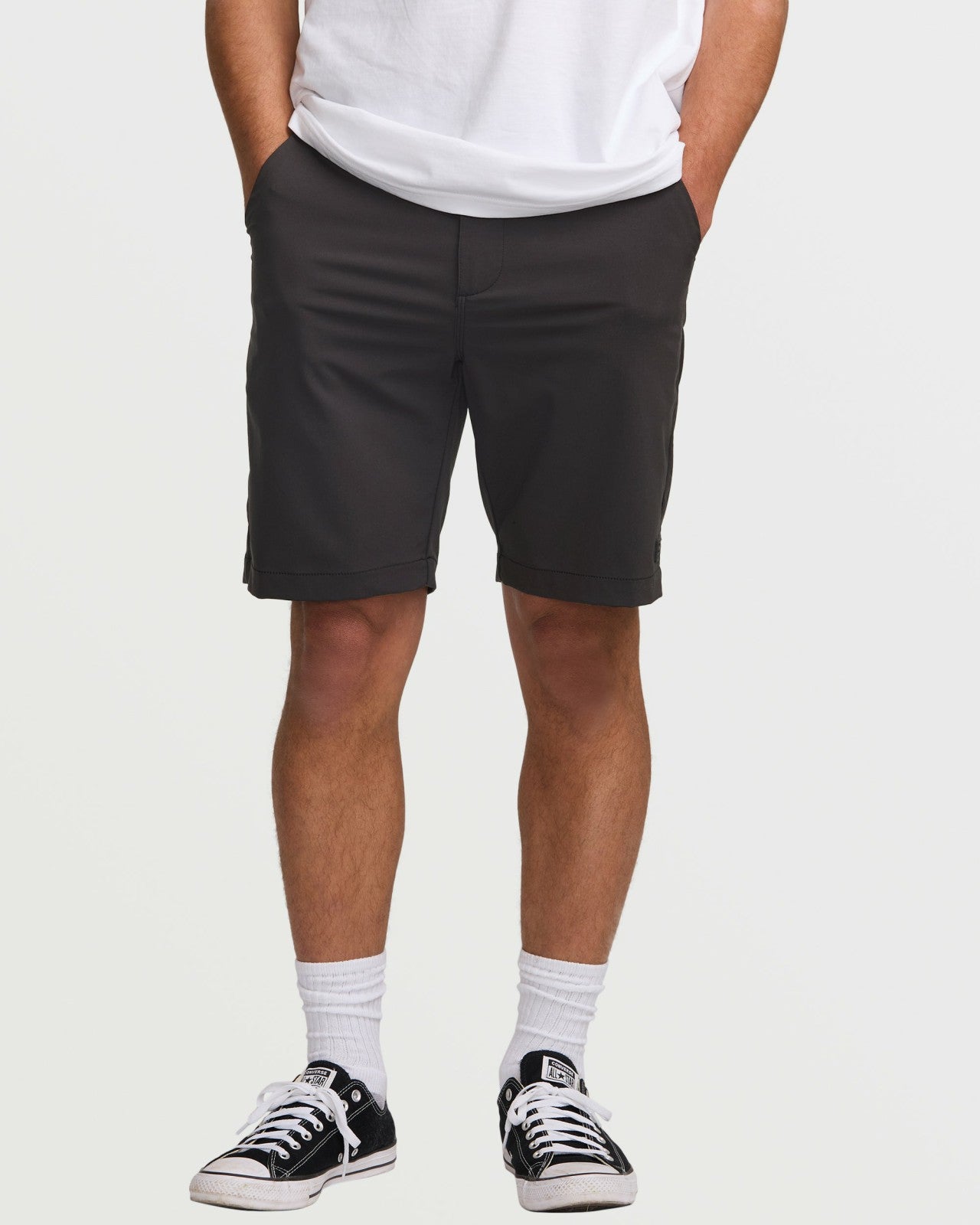 Surftrek Journey 20" Hybrid Shorts - Black