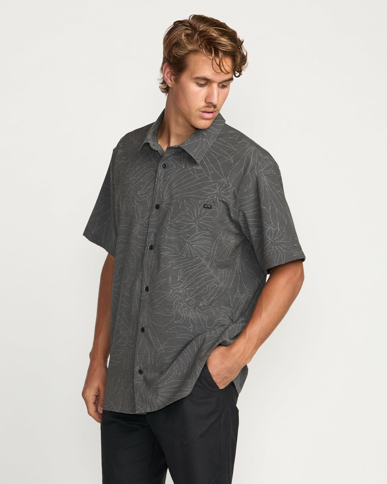 Surftrek Transit Short Sleeve Shirt - Raven