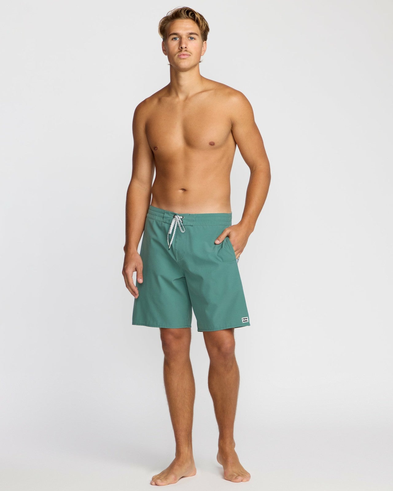 Wategos Lo Tide 19" Boardshorts - Sage Green