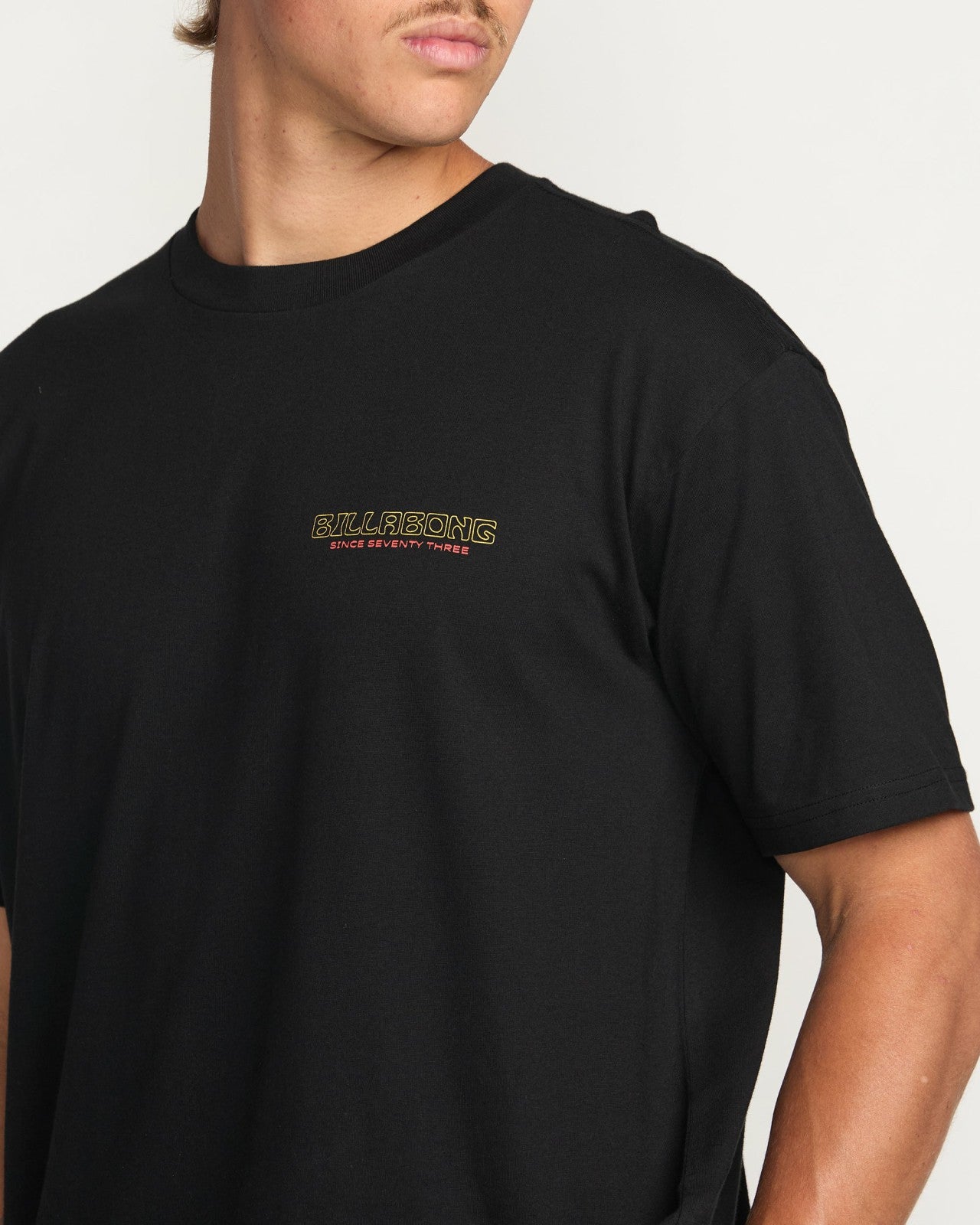 Window Premium Tee - Black