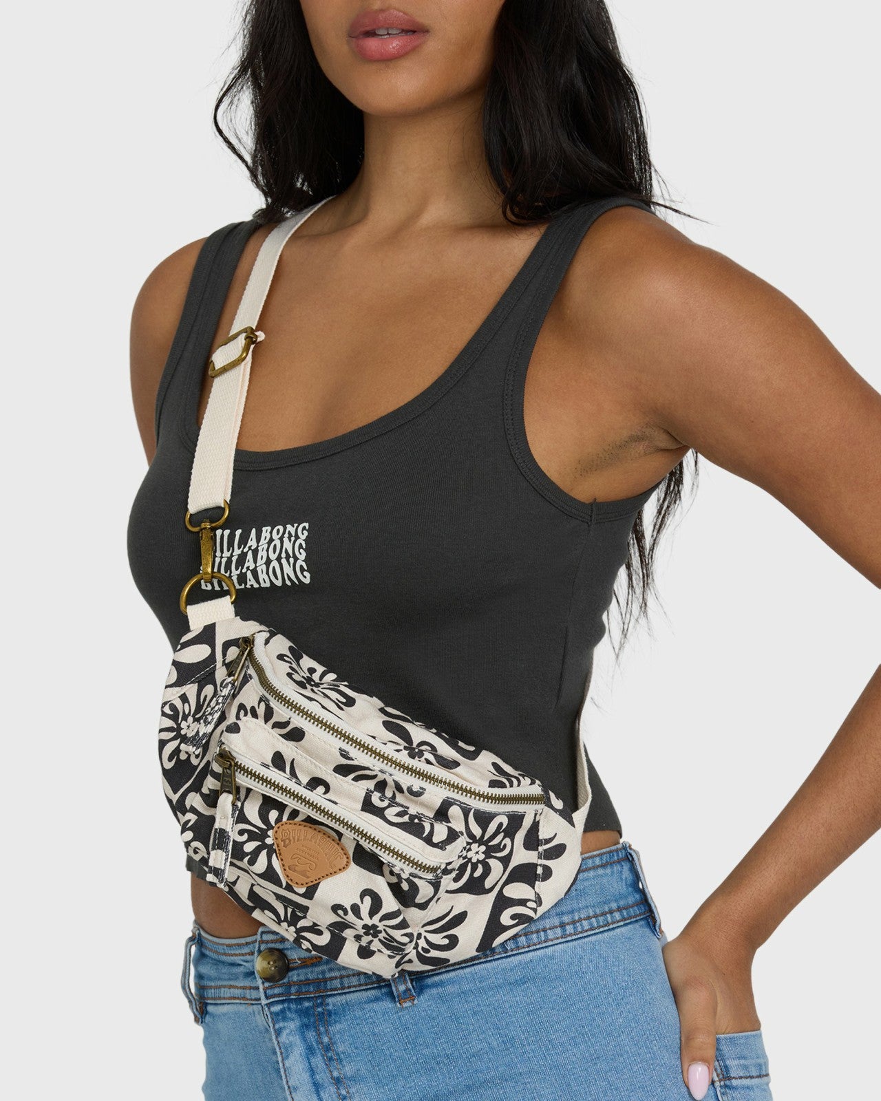 On My Bum Waistbag - Black Sands